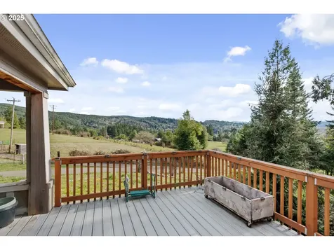 55979 Finley Loop Coquille OR 97423