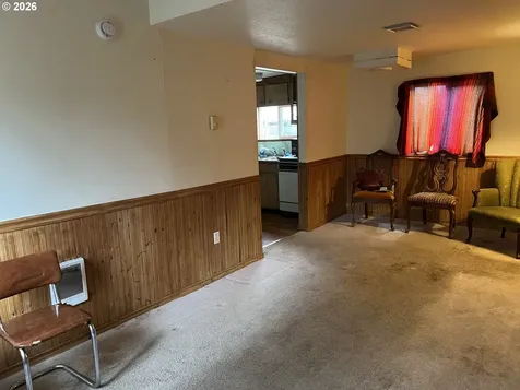 2204 SE 84th Avenue Portland OR 97216