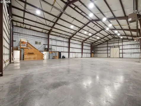 1090 Hemlock Street Elgin OR 97827