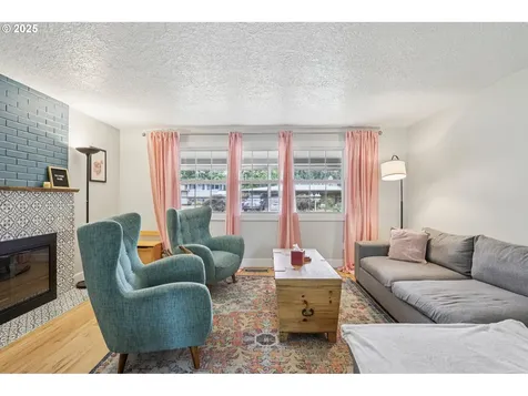 3512 SE 166th Avenue Portland OR 97236