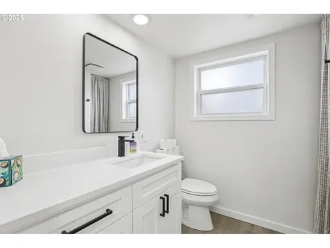 3512 SE 166th Avenue Portland OR 97236