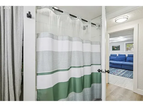 3512 SE 166th Avenue Portland OR 97236