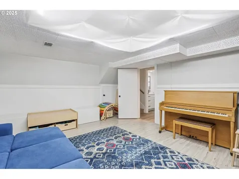 3512 SE 166th Avenue Portland OR 97236