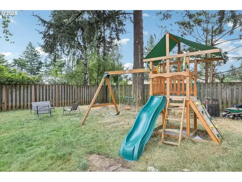 3512 SE 166th Avenue Portland OR 97236