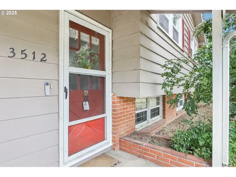 3512 SE 166th Avenue Portland OR 97236