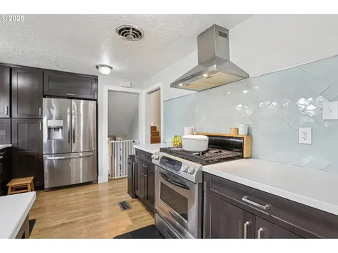 3512 SE 166th Avenue Portland OR 97236