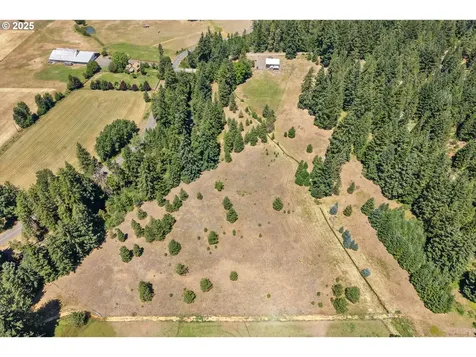 4 Strong Road Trout Lake WA 98650