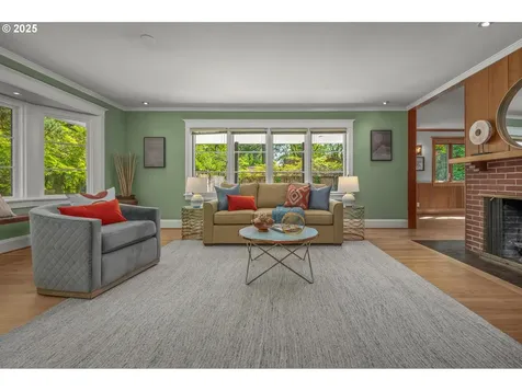 4025 SW 6th Avenue Drive Portland OR 97239