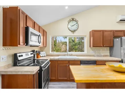 855 NW 114th Avenue Portland OR 97229