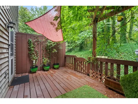 24066 NE Treehill Drive Wood Village OR 97060