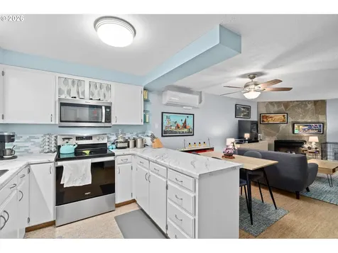 24066 NE Treehill Drive Wood Village OR 97060