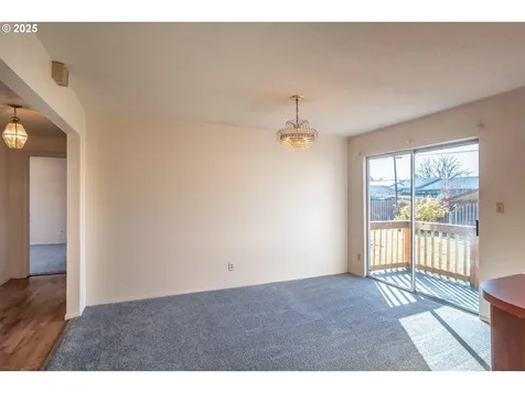 4072 Hanna Street Roseburg OR 97471