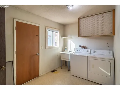 4072 Hanna Street Roseburg OR 97471