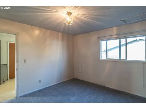 4072 Hanna Street Roseburg OR 97471