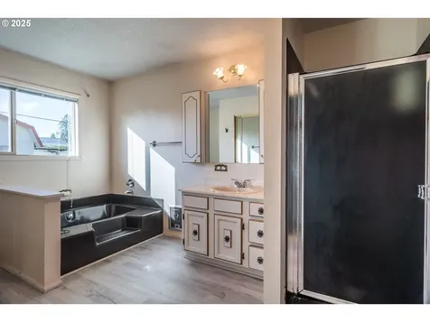 4072 Hanna Street Roseburg OR 97471