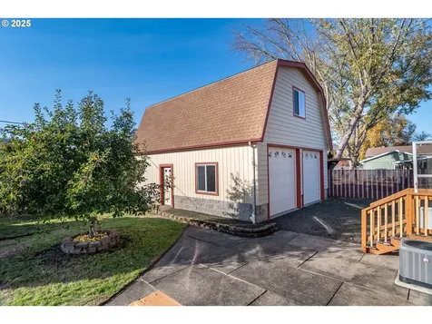 4072 Hanna Street Roseburg OR 97471