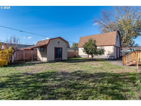 4072 Hanna Street Roseburg OR 97471