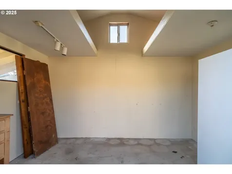 4072 Hanna Street Roseburg OR 97471