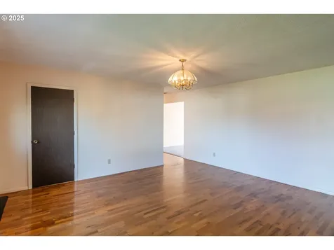 4072 Hanna Street Roseburg OR 97471
