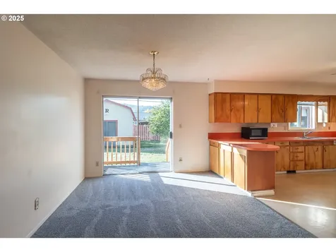 4072 Hanna Street Roseburg OR 97471