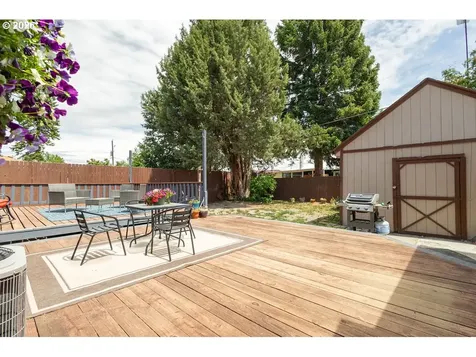 3300 9th Drive Baker City OR 97814