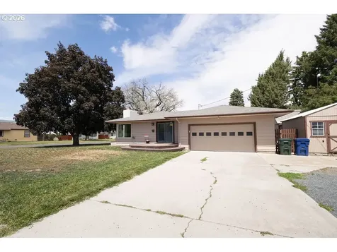 3300 9th Drive Baker City OR 97814