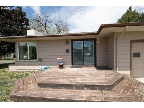 3300 9th Drive Baker City OR 97814