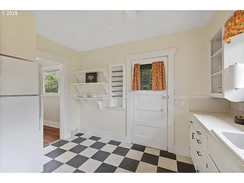 6333 SE 58th Avenue Portland OR 97206