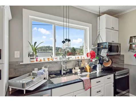 360 1st Avenue Coos Bay OR 97420