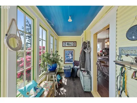 360 1st Avenue Coos Bay OR 97420