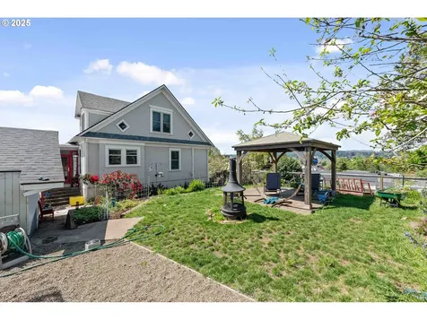 360 1st Avenue Coos Bay OR 97420