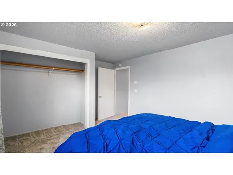 610 Colonial Drive Springfield OR 97477