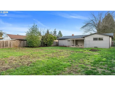 610 Colonial Drive Springfield OR 97477
