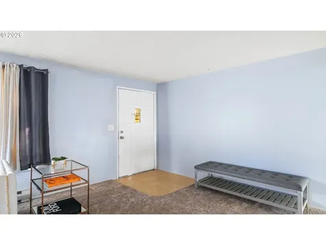 610 Colonial Drive Springfield OR 97477