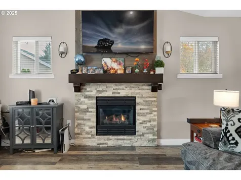 753 SW Kalmia Avenue Warrenton OR 97146