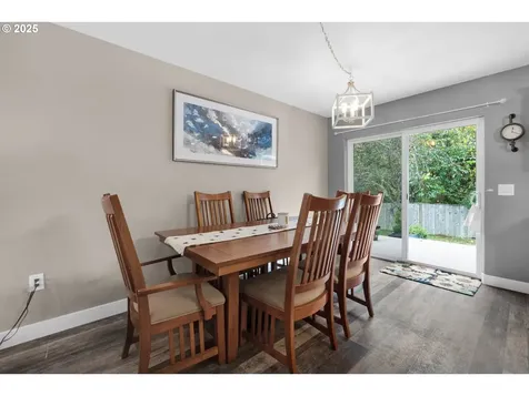 753 SW Kalmia Avenue Warrenton OR 97146