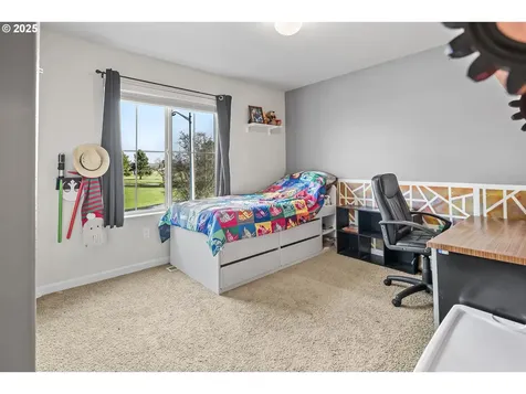 854 N Valley Drive Molalla OR 97038