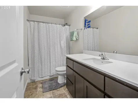 854 N Valley Drive Molalla OR 97038
