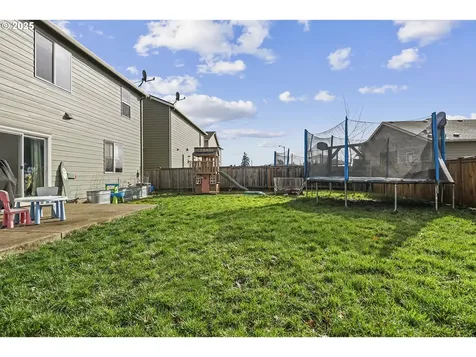 854 N Valley Drive Molalla OR 97038