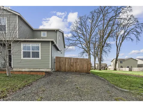 854 N Valley Drive Molalla OR 97038