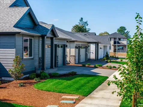 1197 SE 18th Avenue Canby OR 97013