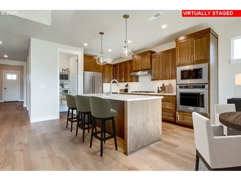 1197 SE 18th Avenue Canby OR 97013