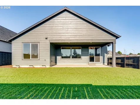 1197 SE 18th Avenue Canby OR 97013