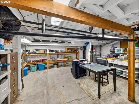 20556 S May Road Oregon City OR 97045