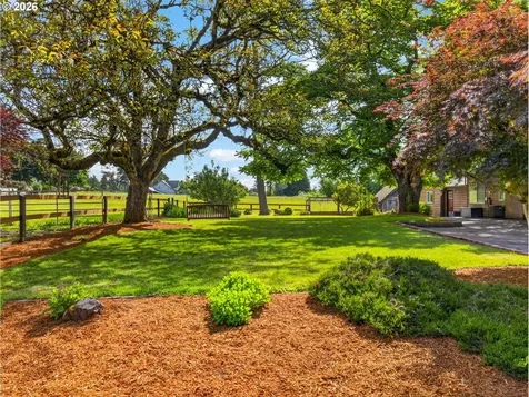 20556 S May Road Oregon City OR 97045
