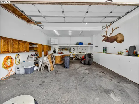 20556 S May Road Oregon City OR 97045