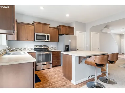 12258 SW Versailles Road Portland OR 97224