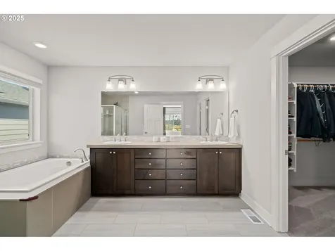 5303 SE 78th Avenue Hillsboro OR 97123