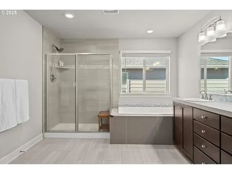 5303 SE 78th Avenue Hillsboro OR 97123