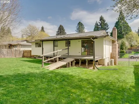 207 NW Ash Street Mcminnville OR 97128
